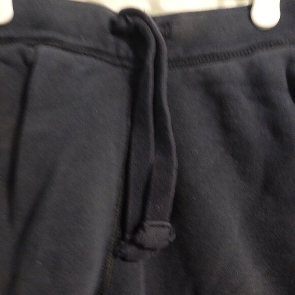 ABERCROMBIE KIDS | small | Navy Sweatshorts | Stretchy Waistband and Drawstring - Picture 4 of 14